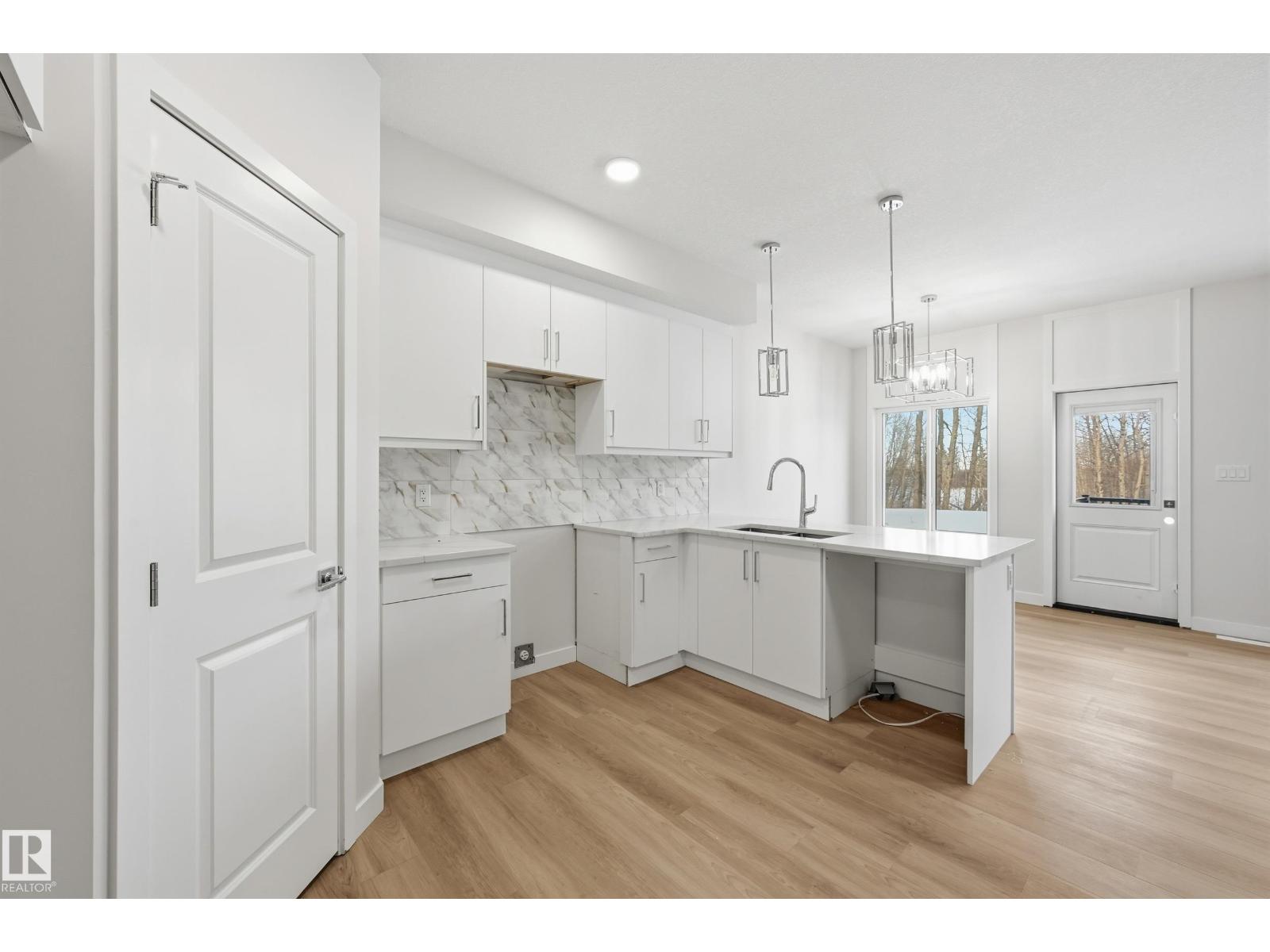 55 Patriot Wy, Spruce Grove, Alberta  T7X 2W6 - Photo 10 - E4470180