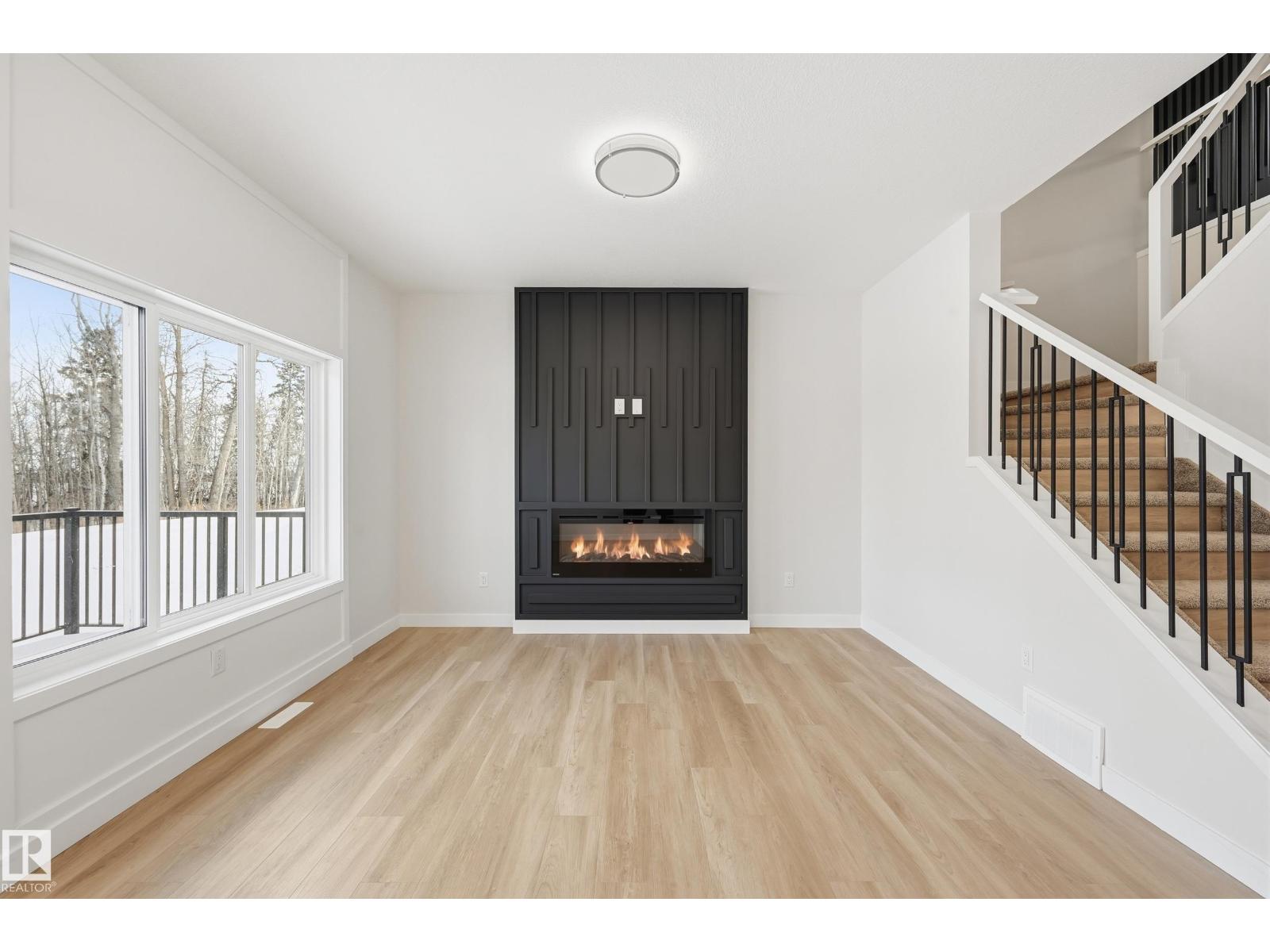 55 Patriot Wy, Spruce Grove, Alberta  T7X 2W6 - Photo 5 - E4470180