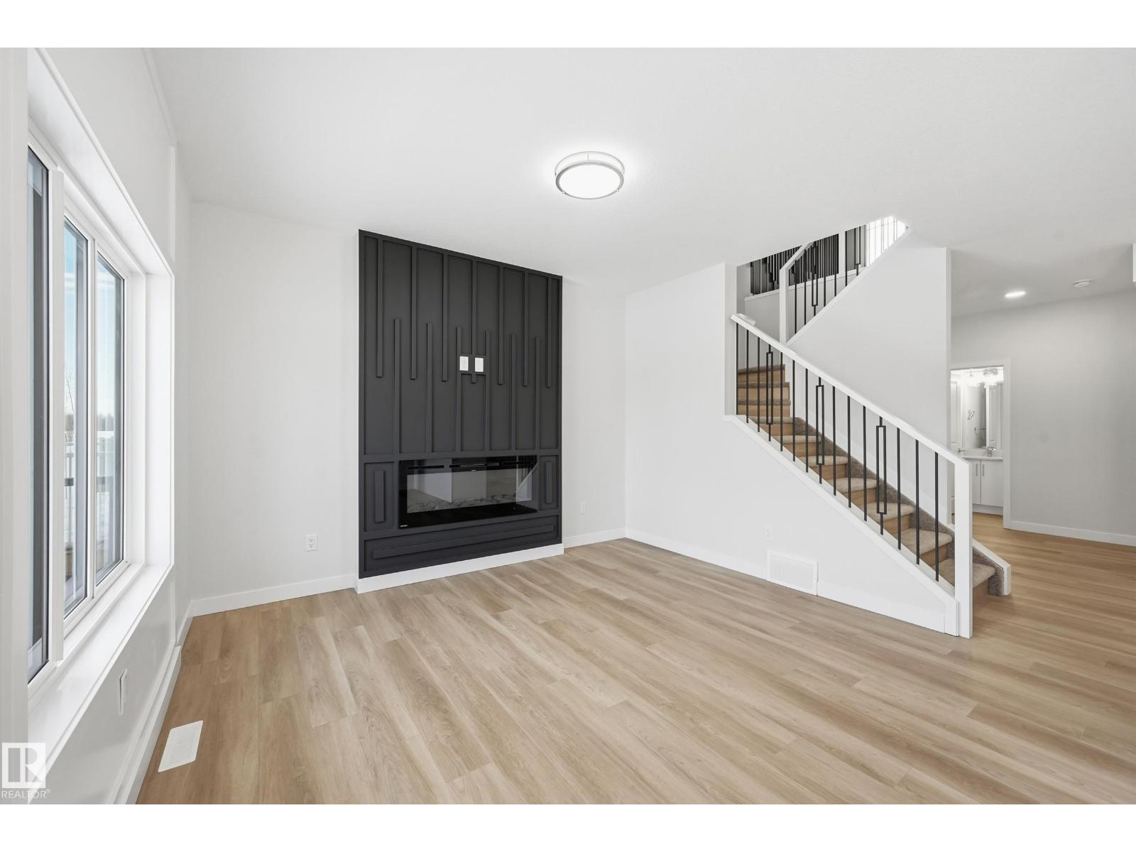 55 Patriot Wy, Spruce Grove, Alberta  T7X 2W6 - Photo 6 - E4470180