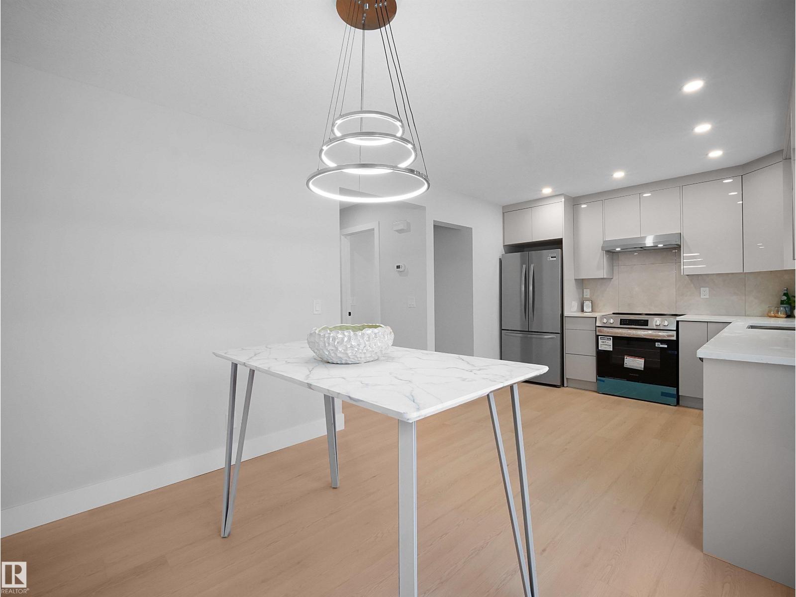 9409 173 St Nw, Edmonton, Alberta  T5T 3G4 - Photo 3 - E4470183