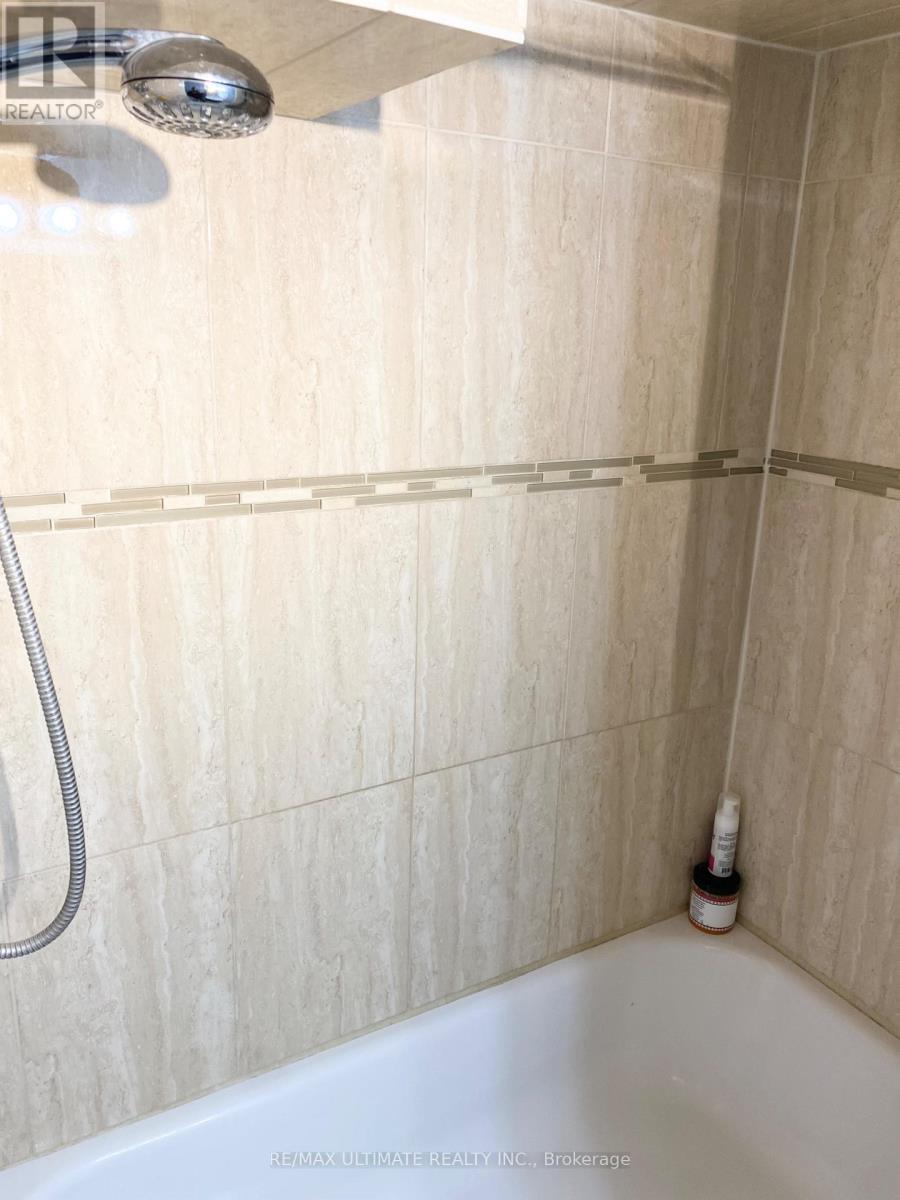 116 Tulloch Drive, Ajax, Ontario  L1S 2S6 - Photo 17 - E12700612