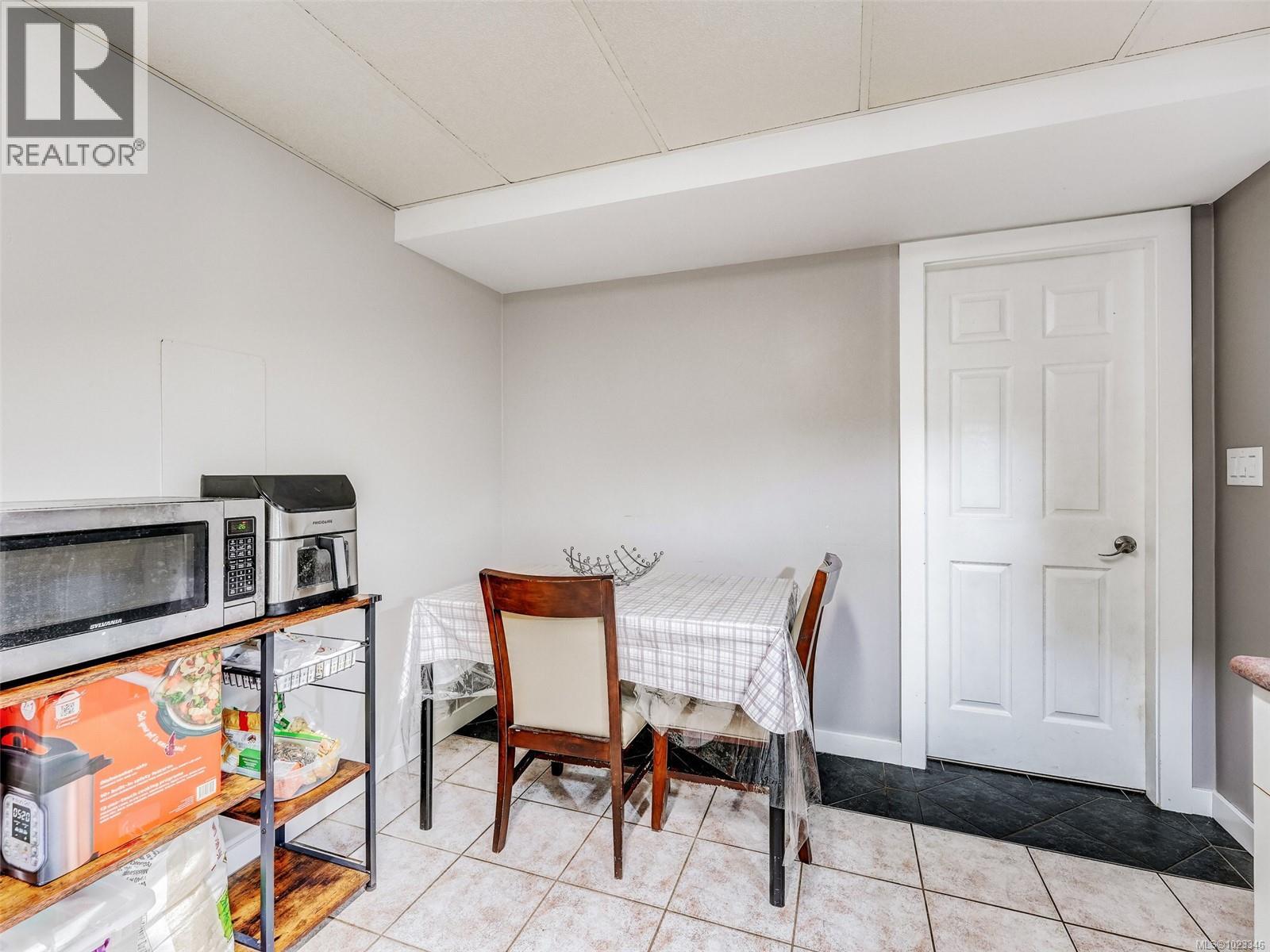 3115 Somerset St, Victoria, British Columbia  V8X 1C8 - Photo 23 - 1023346