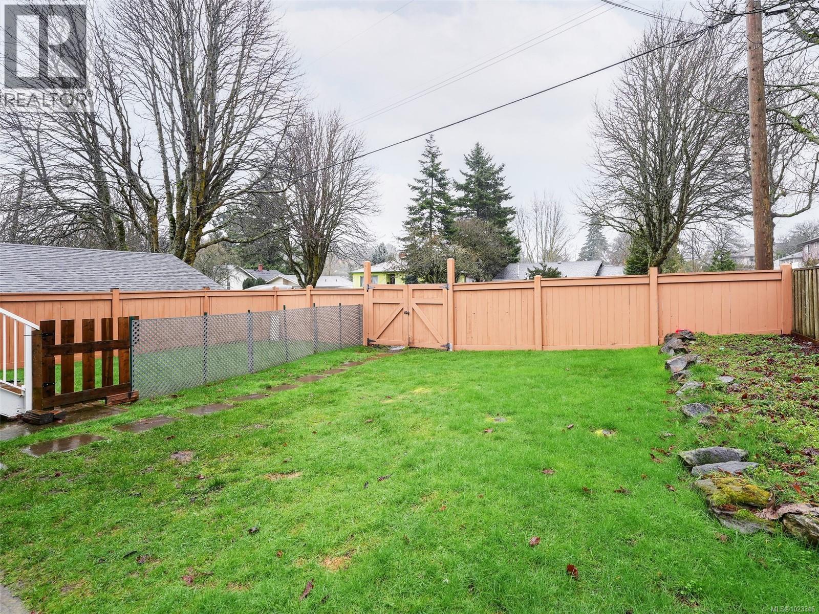 3115 Somerset St, Victoria, British Columbia  V8X 1C8 - Photo 28 - 1023346