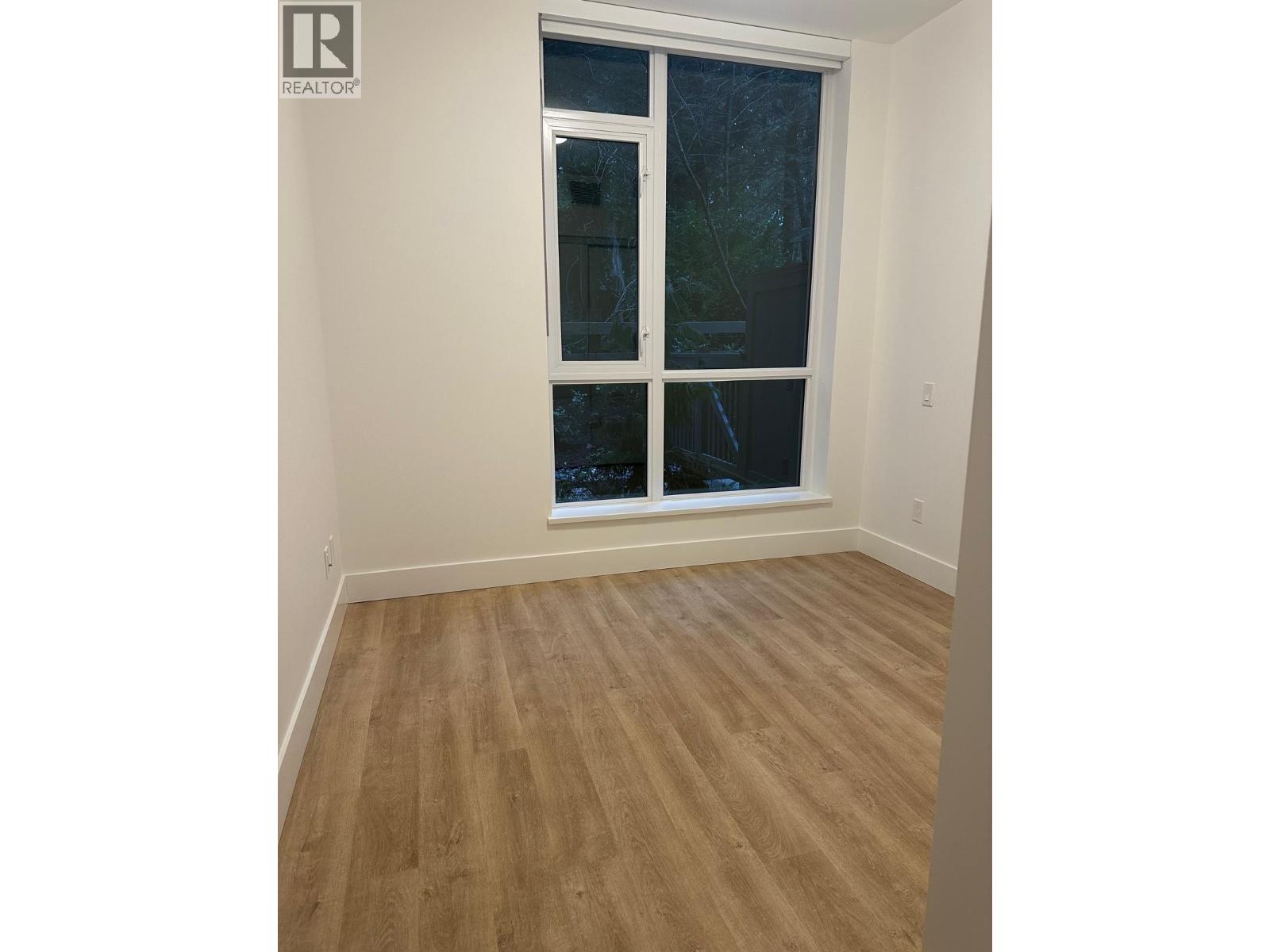 107 2375 Emery Court, North Vancouver, British Columbia  V7J 0E8 - Photo 5 - R3075585