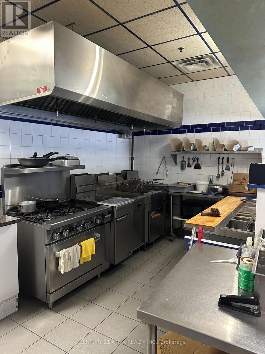 2 - 14 Wellington Street E, Aurora, Ontario  L4G 1H5 - Photo 4 - N12700644