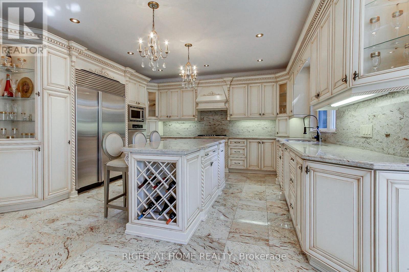 185 King High Drive, Vaughan, Ontario  L4J 3N3 - Photo 11 - N12700762