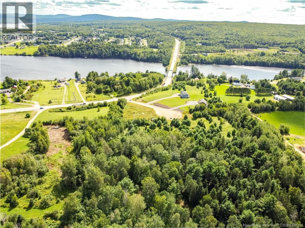 2017-04 River Bend Court, Nackawic, New Brunswick  E6G 2N3 - Photo 9 - NB131106