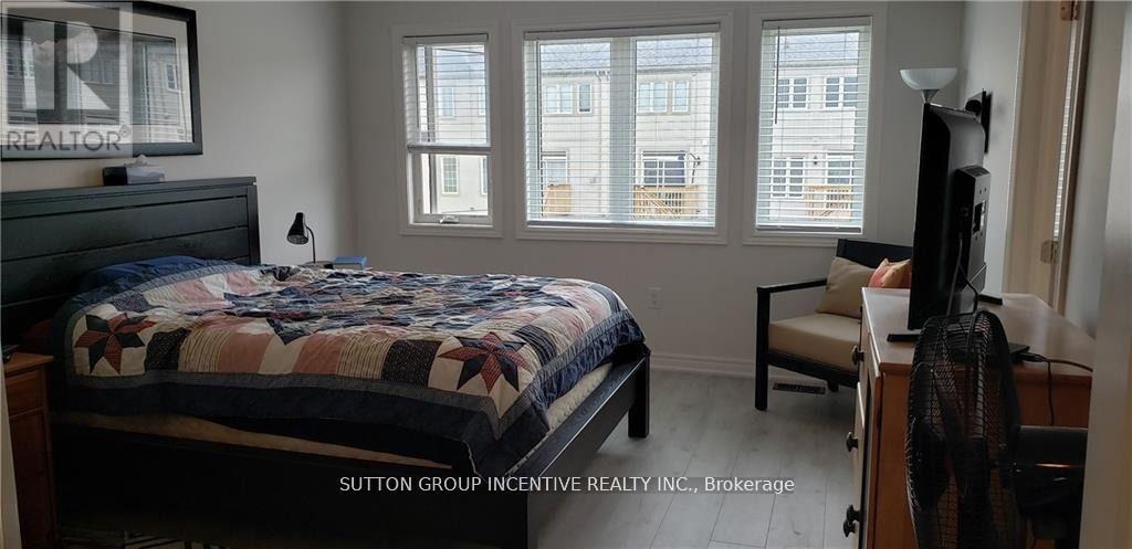 33 Churchlea Mews, Orillia, Ontario  L3V 8K9 - Photo 8 - S12700642