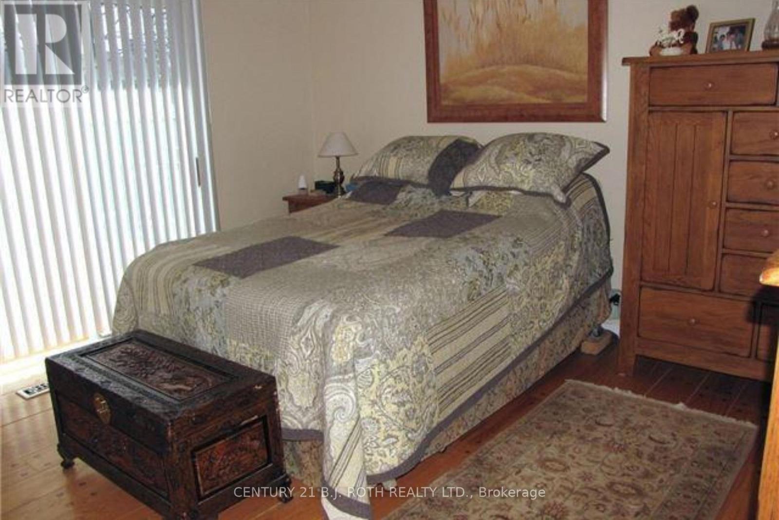 Main - 141 Gunn Street, Barrie (Wellington), Ontario  L4M 2H6 - Photo 7 - S12700716