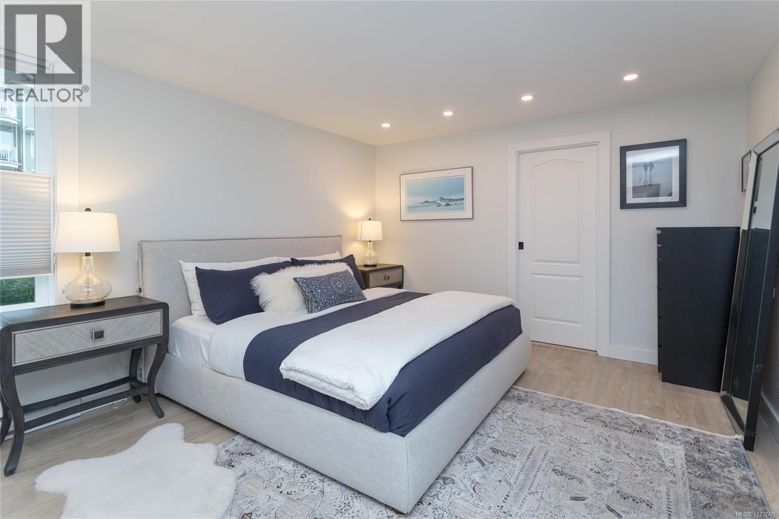 1a 9851 Second St, Sidney, British Columbia  V8L 3C7 - Photo 19 - 1023009