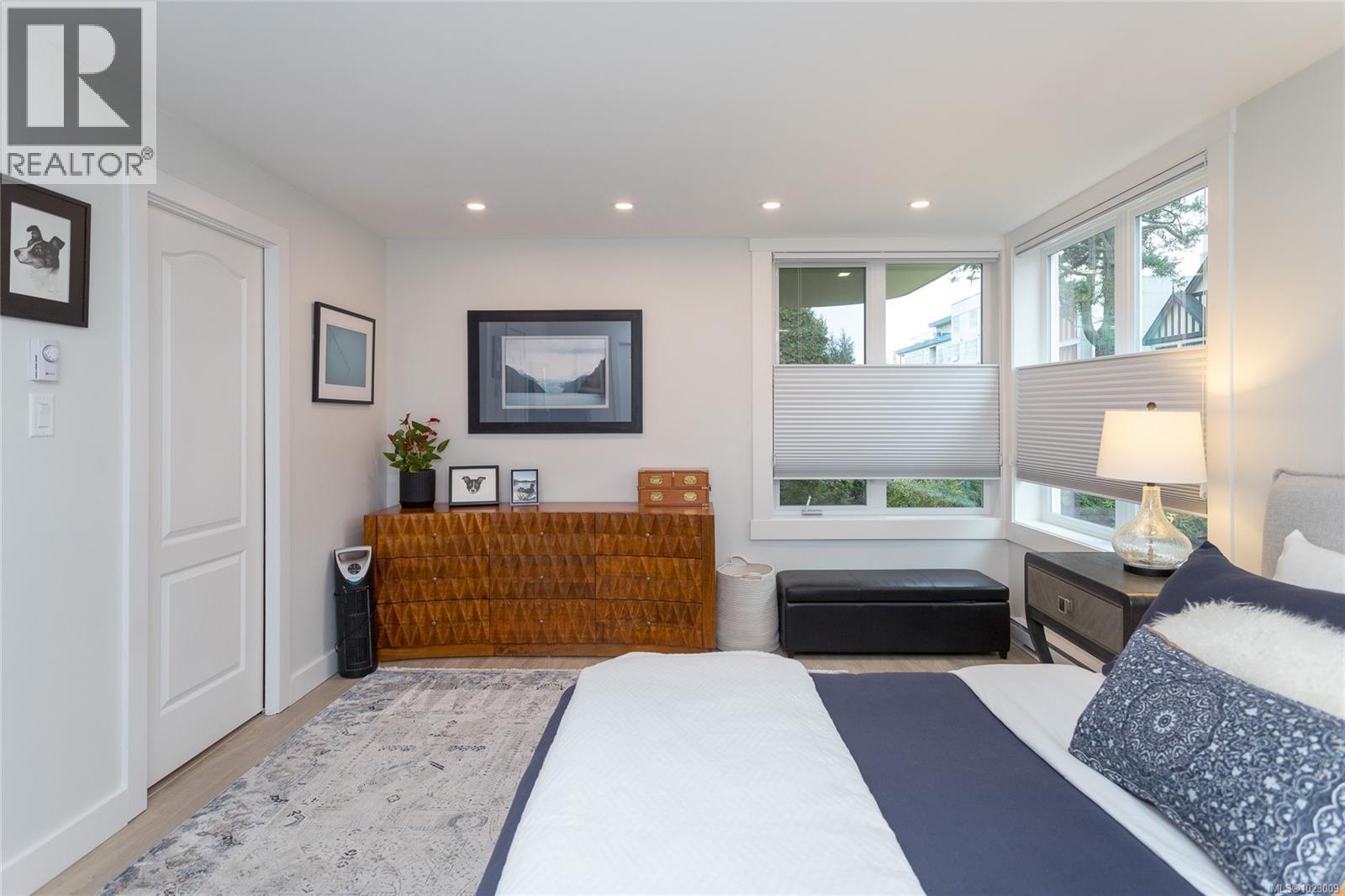 1a 9851 Second St, Sidney, British Columbia  V8L 3C7 - Photo 20 - 1023009