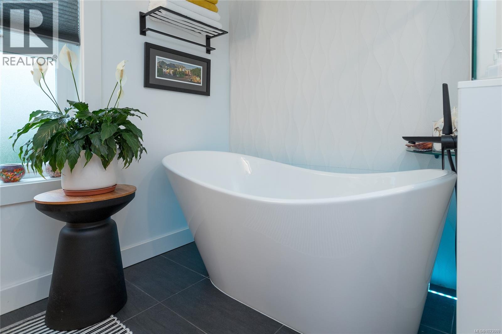 1a 9851 Second St, Sidney, British Columbia  V8L 3C7 - Photo 24 - 1023009