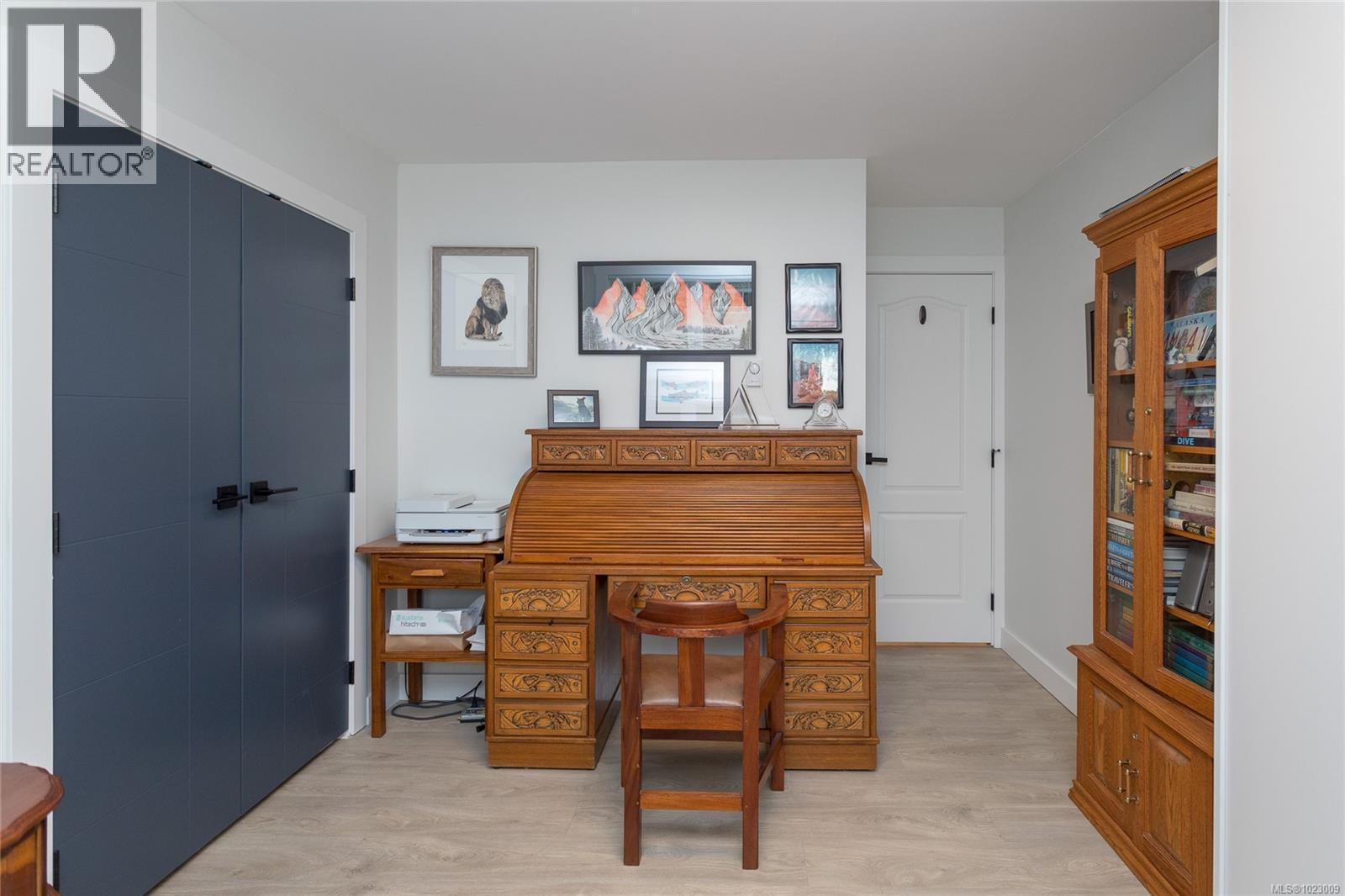 1a 9851 Second St, Sidney, British Columbia  V8L 3C7 - Photo 29 - 1023009