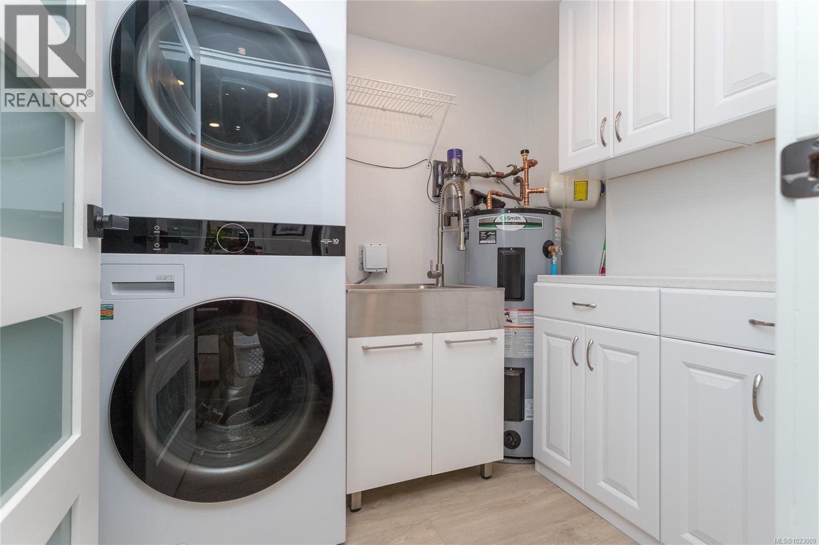 1a 9851 Second St, Sidney, British Columbia  V8L 3C7 - Photo 33 - 1023009