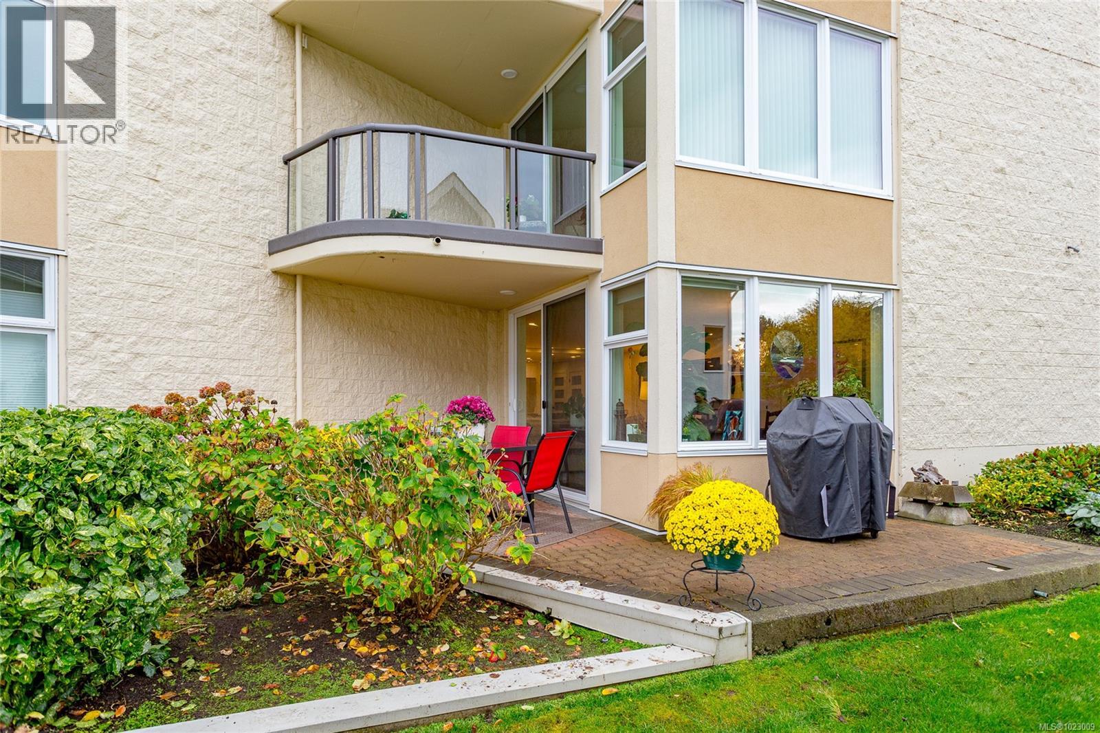 1a 9851 Second St, Sidney, British Columbia  V8L 3C7 - Photo 37 - 1023009