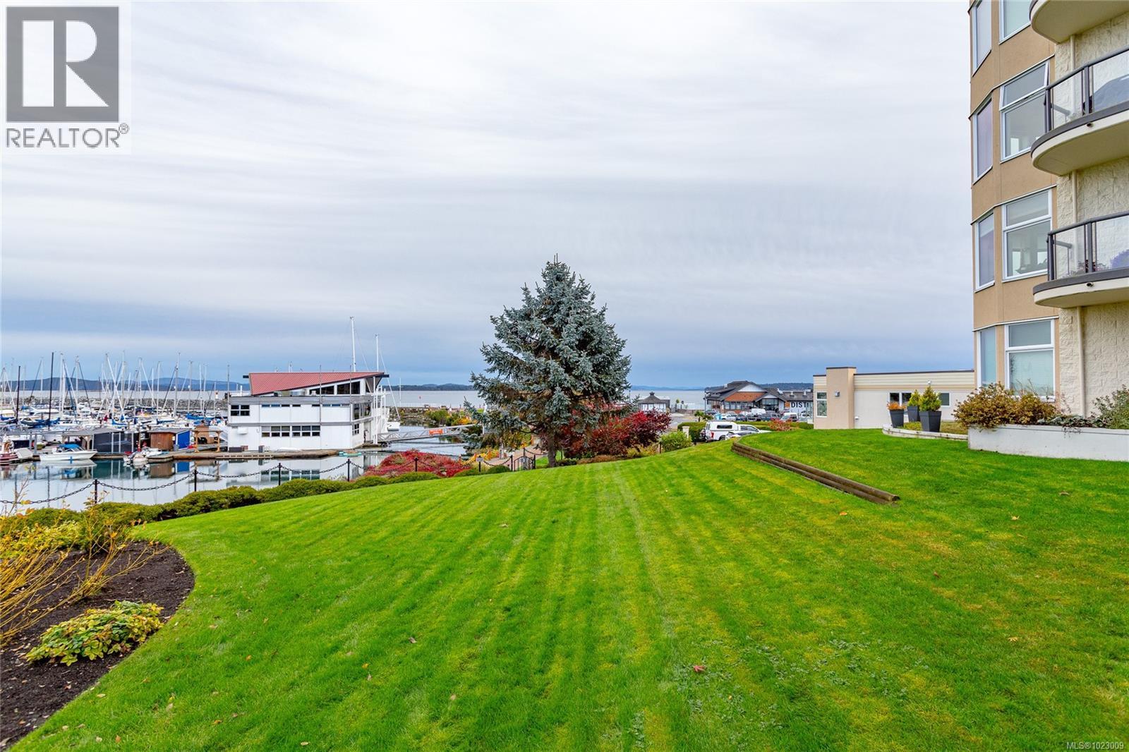 1a 9851 Second St, Sidney, British Columbia  V8L 3C7 - Photo 38 - 1023009