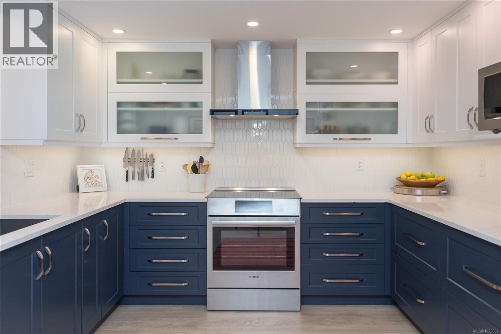 1a 9851 Second St, Sidney, British Columbia  V8L 3C7 - Photo 7 - 1023009