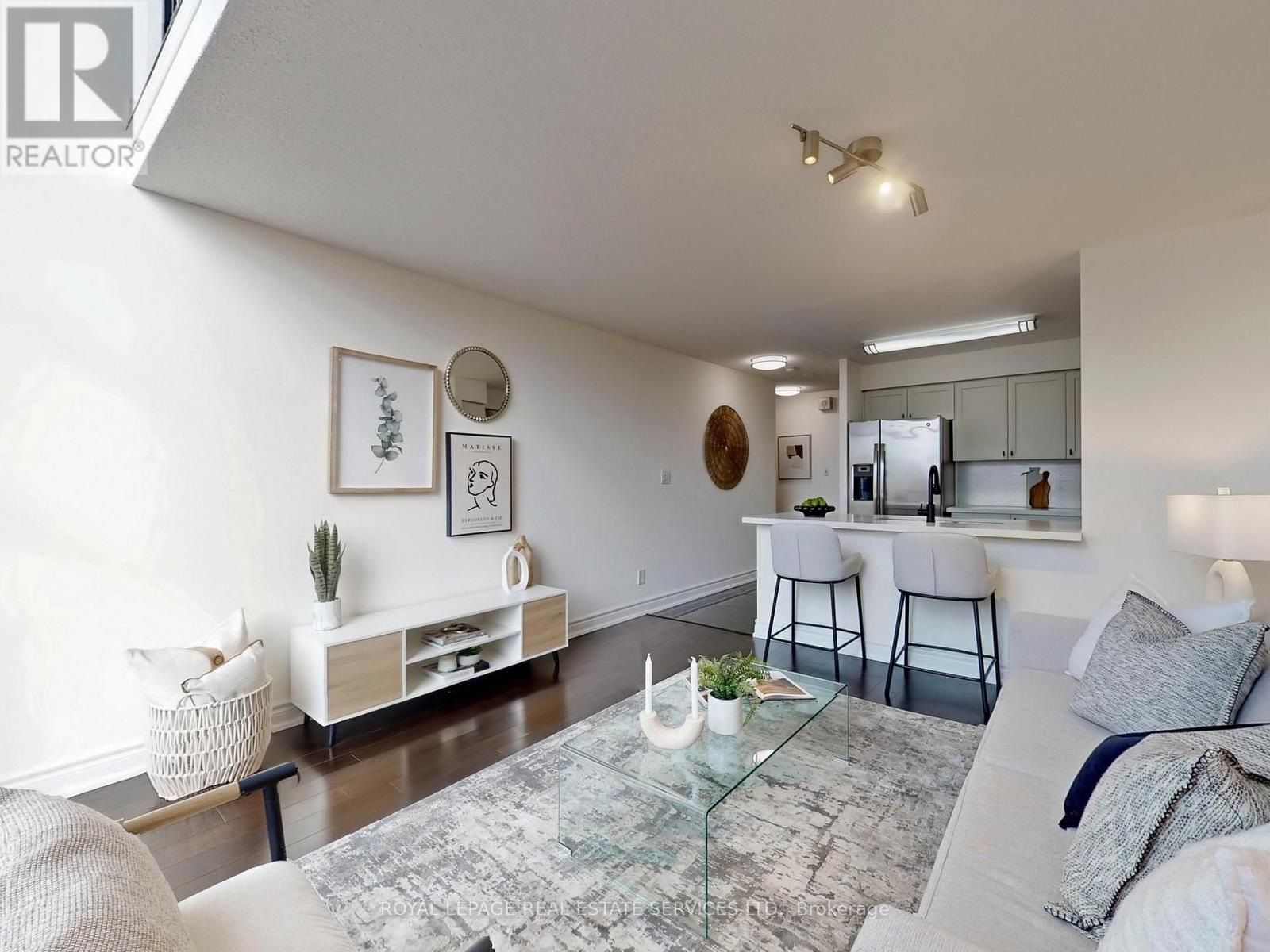 308 - 51 Baffin Court, Richmond Hill, Ontario  L4B 4P6 - Photo 10 - N12699328