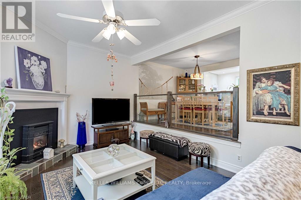 90 Ann Street, Hamilton, Ontario  L9H 5P1 - Photo 10 - X12700542