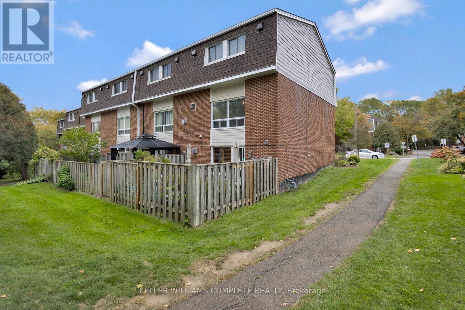 90 Ann Street, Hamilton, Ontario  L9H 5P1 - Photo 39 - X12700542