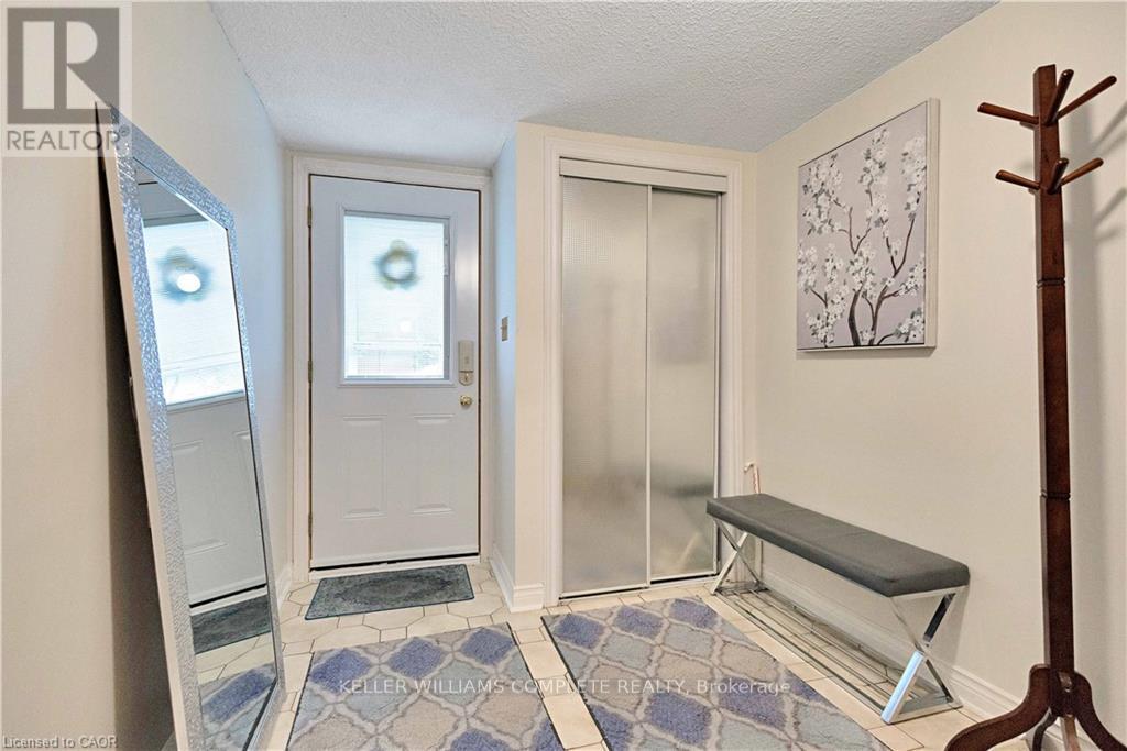 90 Ann Street, Hamilton, Ontario  L9H 5P1 - Photo 6 - X12700542