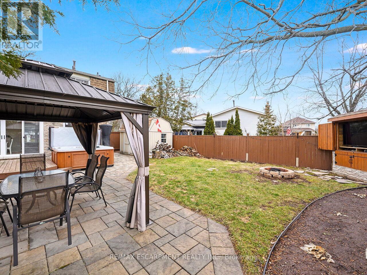 655 Lomond Crescent, Burlington, Ontario  L7L 2N8 - Photo 26 - W12700690