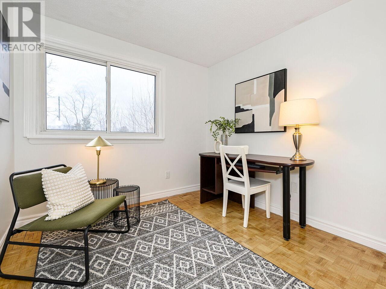 655 Lomond Crescent, Burlington, Ontario  L7L 2N8 - Photo 34 - W12700690