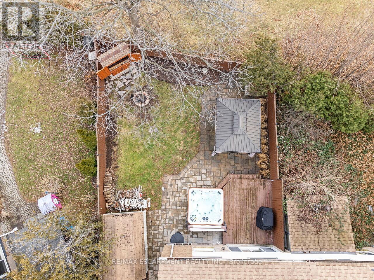 655 Lomond Crescent, Burlington, Ontario  L7L 2N8 - Photo 47 - W12700690