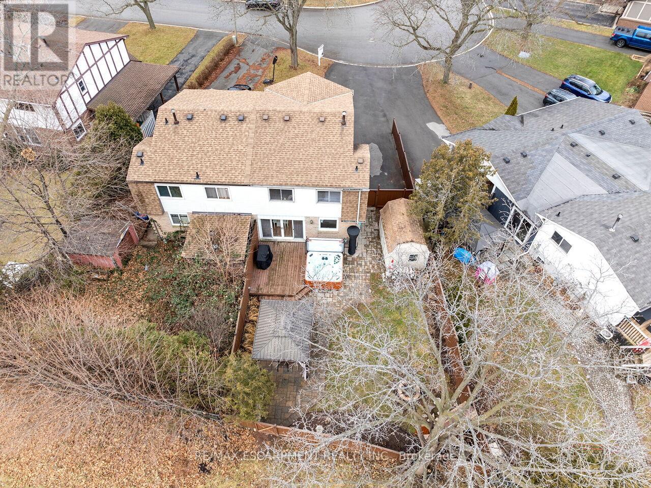 655 Lomond Crescent, Burlington, Ontario  L7L 2N8 - Photo 48 - W12700690