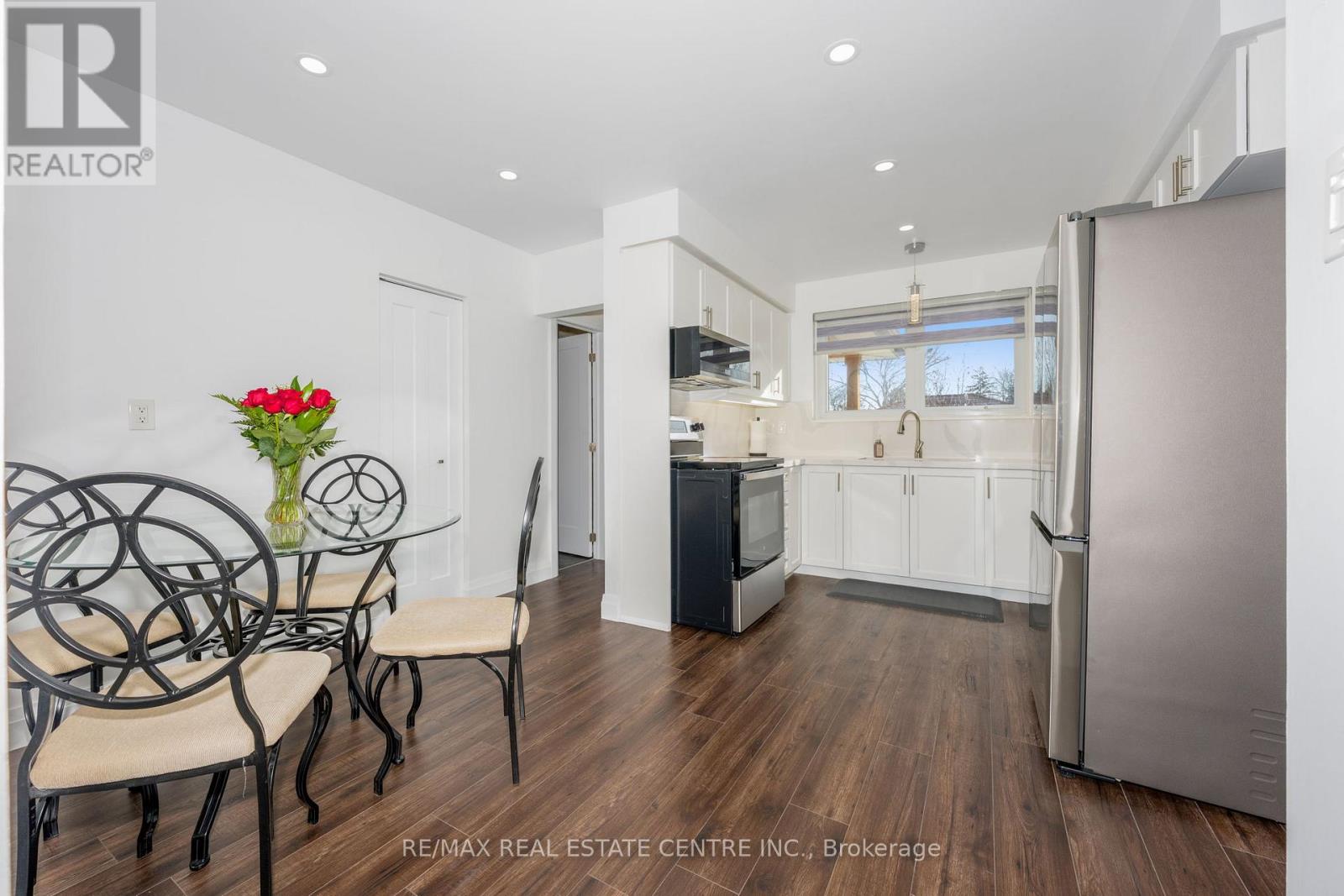 3 Dunn Place, Brampton, Ontario  L6T 1S2 - Photo 17 - W12700694