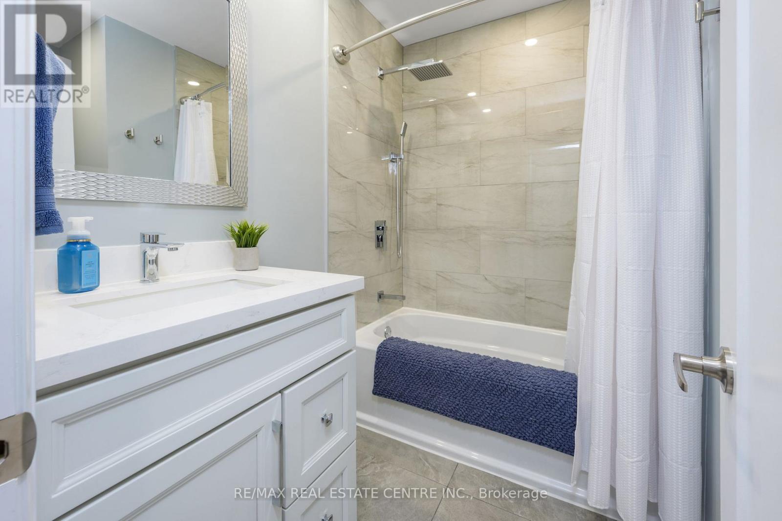 3 Dunn Place, Brampton, Ontario  L6T 1S2 - Photo 27 - W12700694