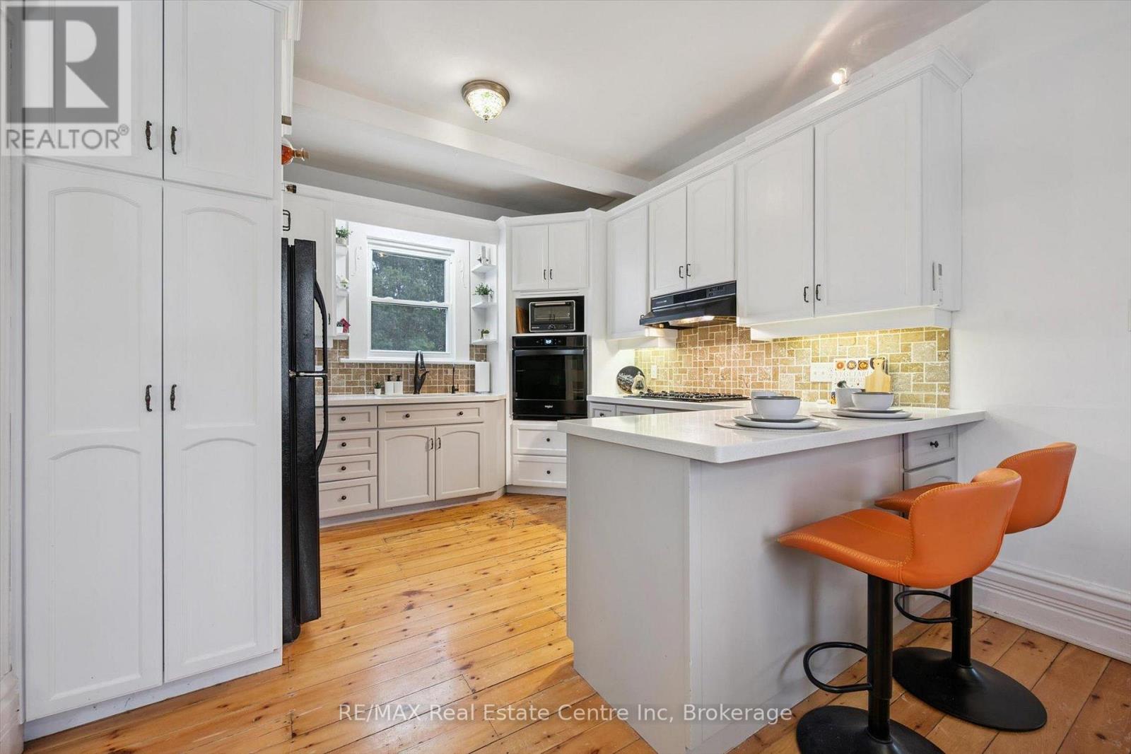 572 Woolwich Street, Guelph, Ontario  N1H 3Y2 - Photo 10 - X12700854