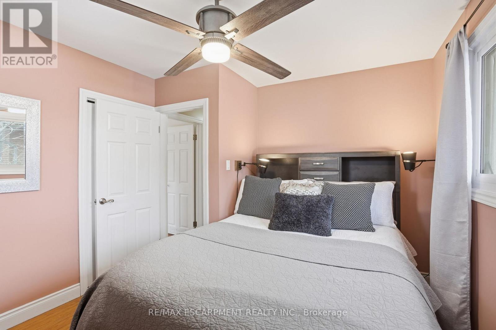 16 Alison Avenue, Waterloo, Ontario  N1R 1M9 - Photo 19 - X12700634