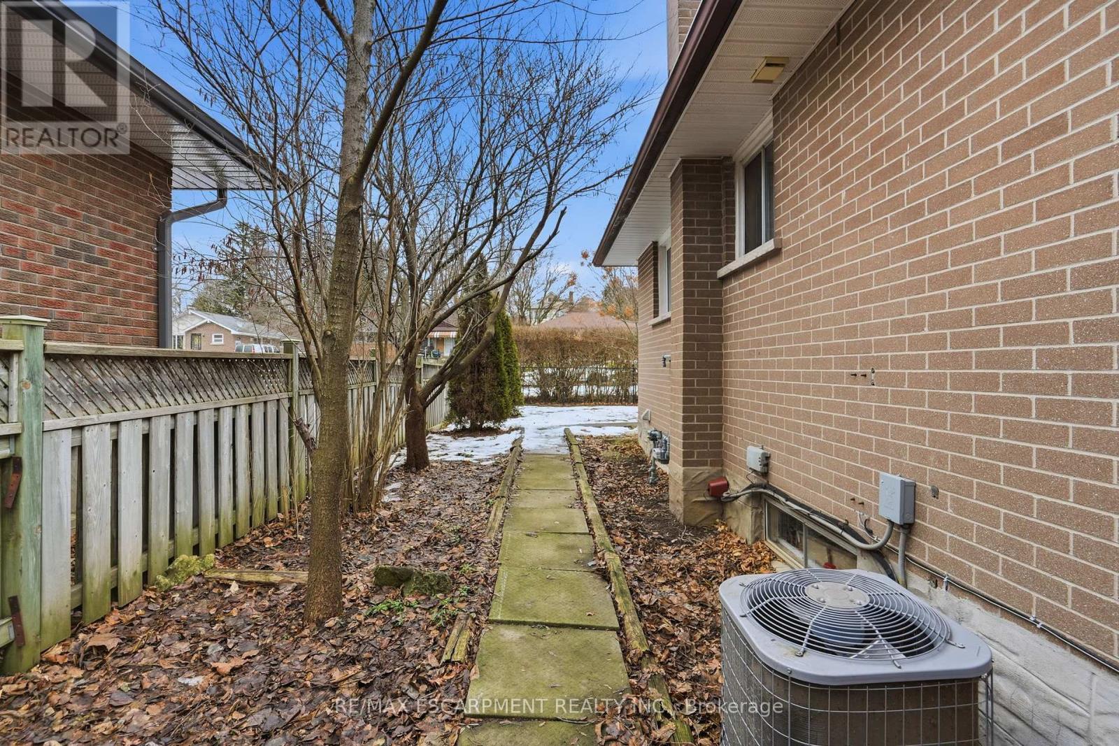 16 Alison Avenue, Waterloo, Ontario  N1R 1M9 - Photo 38 - X12700634