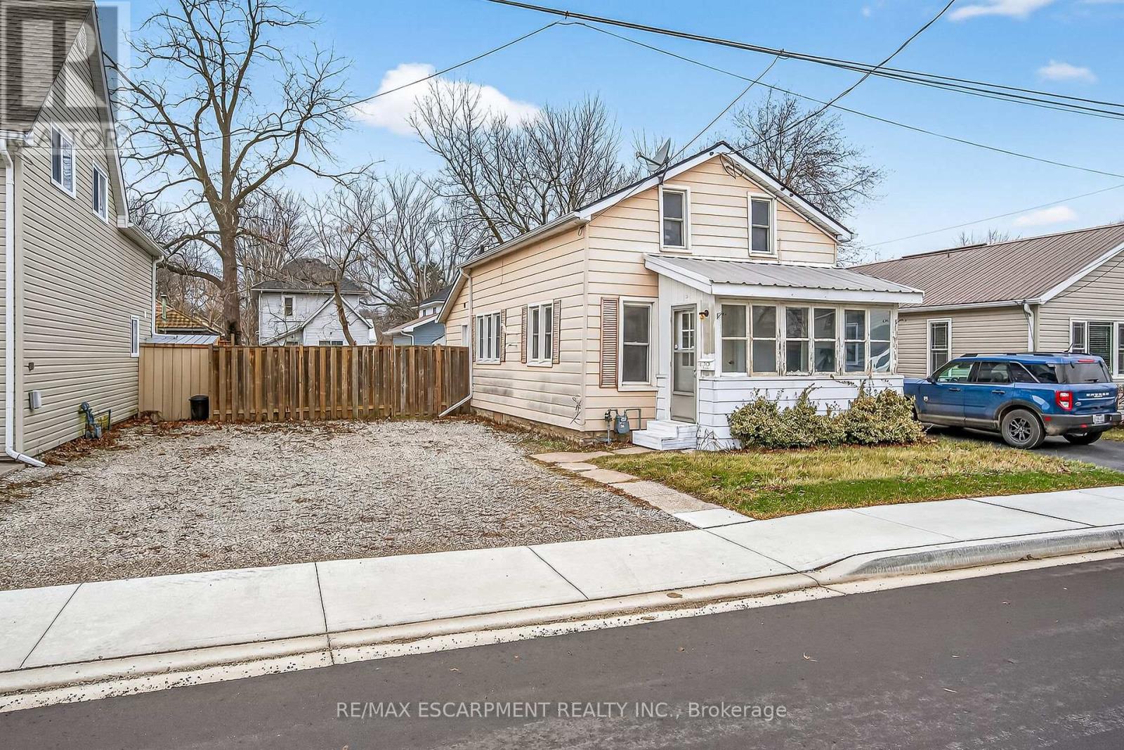 422 Griffith Avenue, Haldimand, Ontario  N1A 2P3 - Photo 5 - X12700674