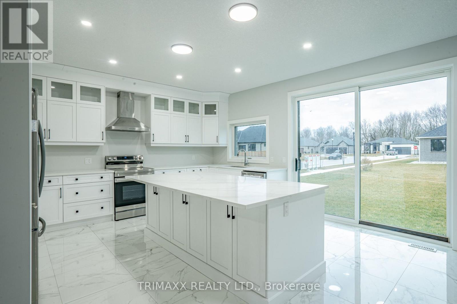 188 Foxborough Place, Thames Centre, Ontario  N0M 2P0 - Photo 13 - X12700682