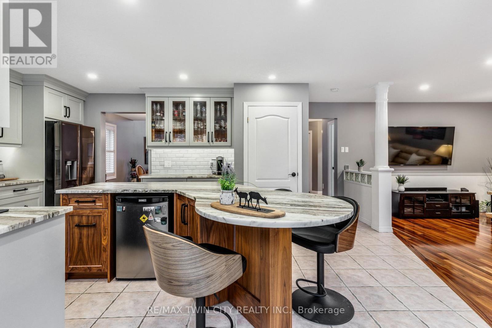 113 Deer Ridge Drive, Kitchener, Ontario  N2P 2K9 - Photo 16 - X12700756