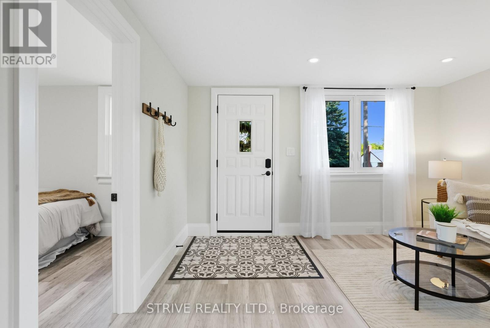 1120 Somerville Street, Oshawa, Ontario  L1G 4K5 - Photo 5 - E12700884