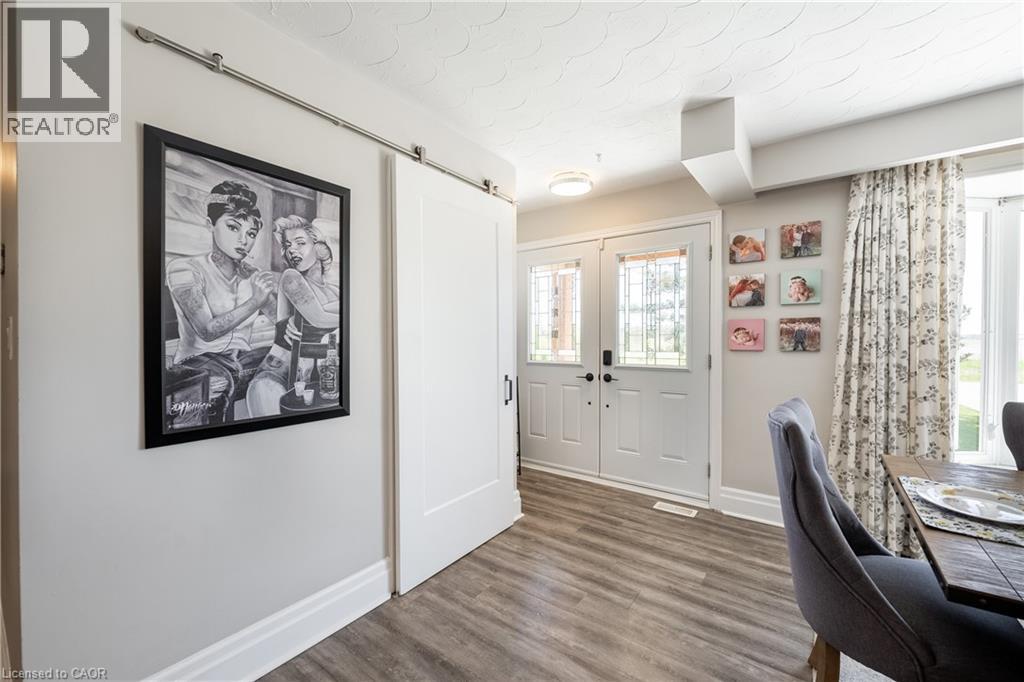 350 Kemp Road W, Grimsby, Ontario  L3M 4E7 - Photo 10 - 40798931