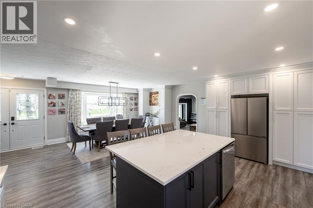 350 Kemp Road W, Grimsby, Ontario  L3M 4E7 - Photo 16 - 40798931