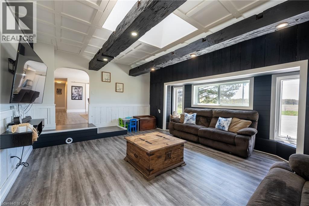 350 Kemp Road W, Grimsby, Ontario  L3M 4E7 - Photo 19 - 40798931