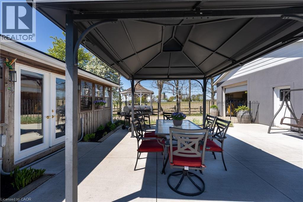 350 Kemp Road W, Grimsby, Ontario  L3M 4E7 - Photo 48 - 40798931