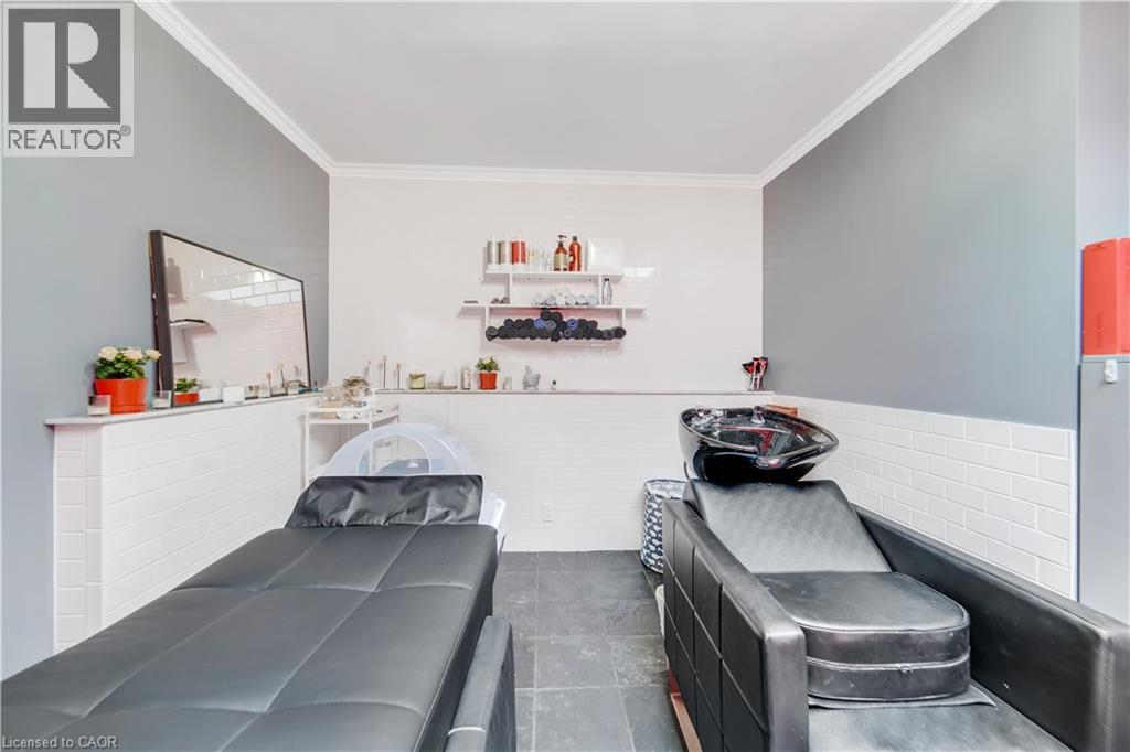 938 King Street W, Kitchener, Ontario  N2G 1G4 - Photo 15 - 40792904