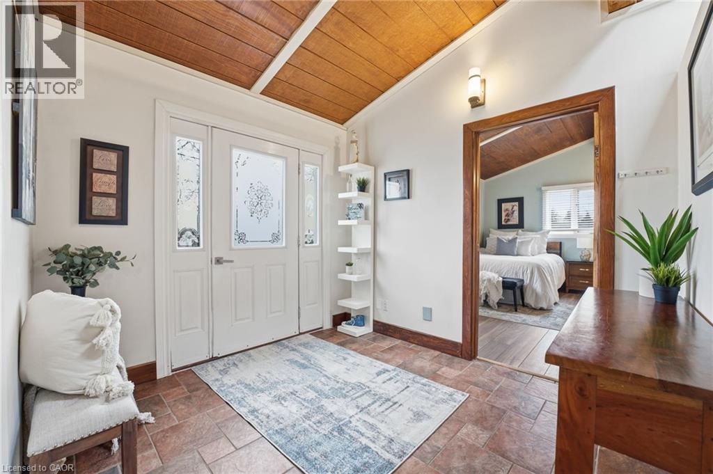 430 Winniett Street, Caledonia, Ontario  N3W 1E4 - Photo 3 - 40797619