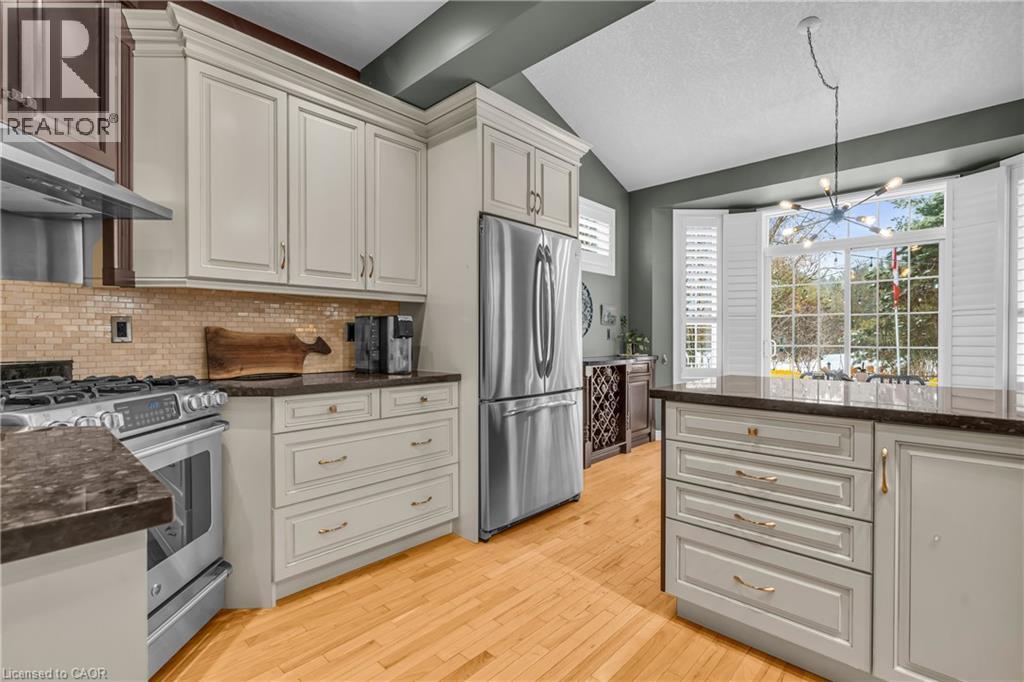 610 Rock Point Crescent, Waterloo, Ontario  N2V 2K3 - Photo 12 - 40795409