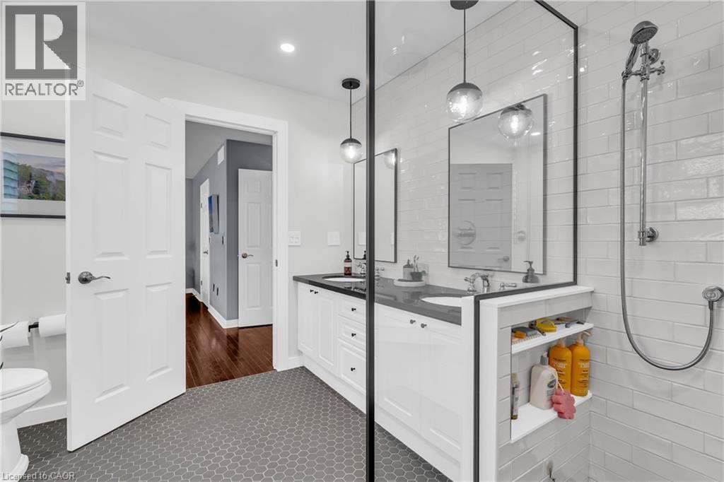 610 Rock Point Crescent, Waterloo, Ontario  N2V 2K3 - Photo 26 - 40795409