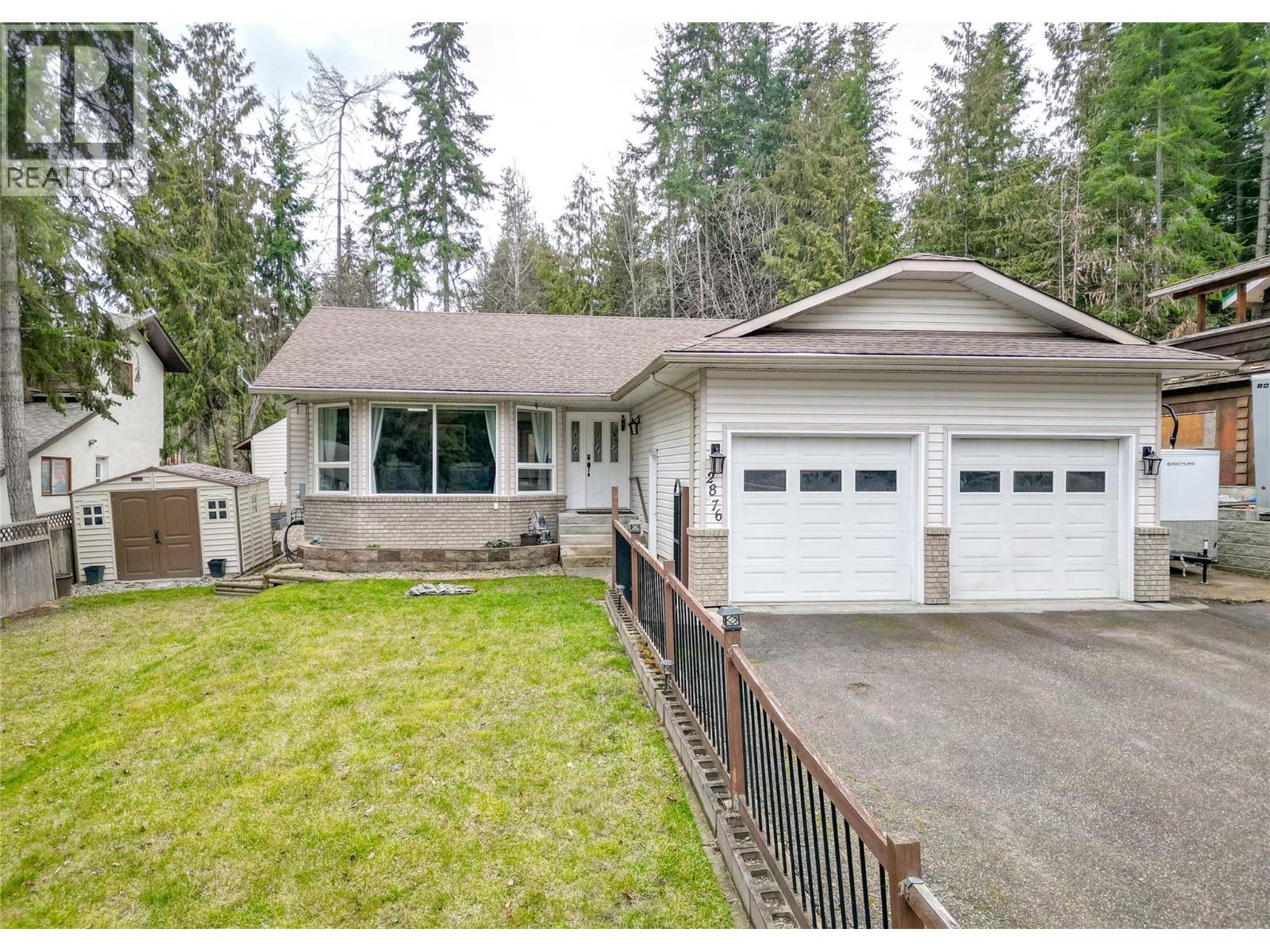 2876 Juniper Crescent, blind bay, British Columbia