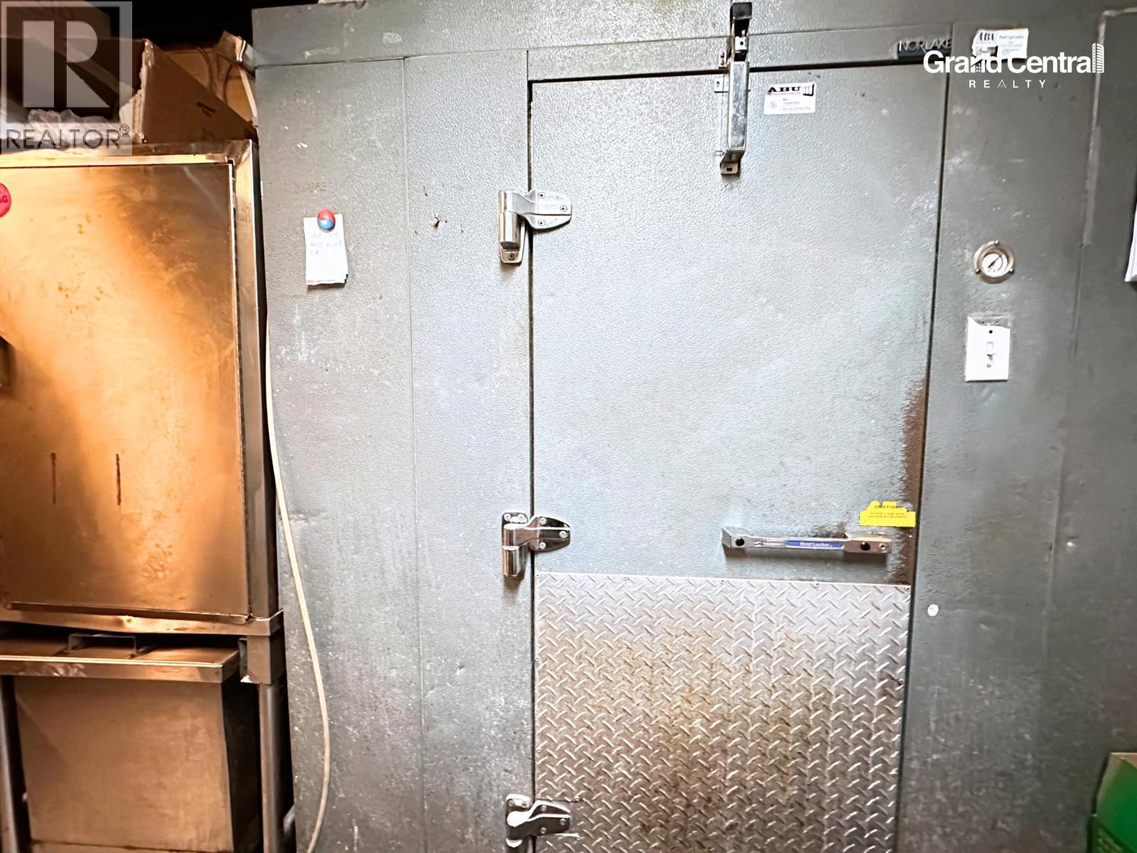 1074 Denman Street, Vancouver, British Columbia  V6G 2M8 - Photo 10 - C8075134