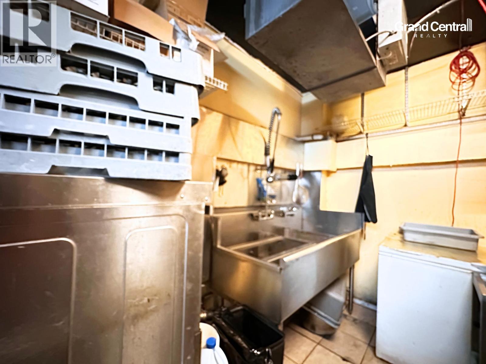 1074 Denman Street, Vancouver, British Columbia  V6G 2M8 - Photo 9 - C8075134