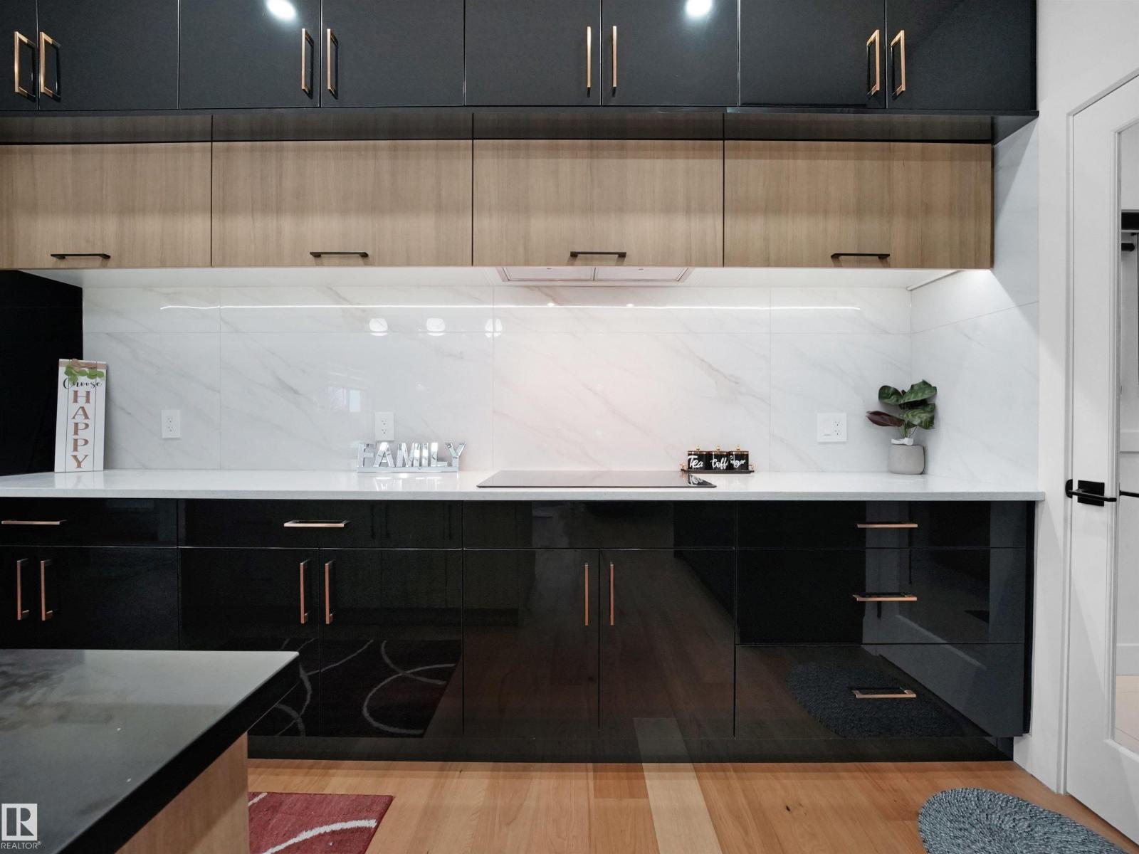 2928 1 Av Sw, Edmonton, Alberta  T6X 3E2 - Photo 21 - E4470182